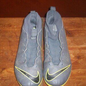 Nike Jr Mercurial Superfly 6 Club FG/MG Soccer Cleats Youth Size 5.5Y AH7339